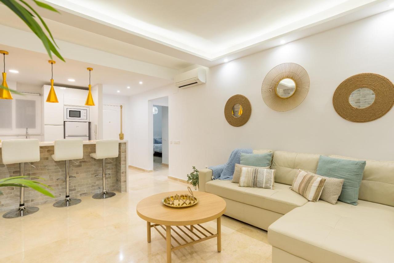 Agua II & Seasonal Pool By Ele Apartments Malaga Bagian luar foto