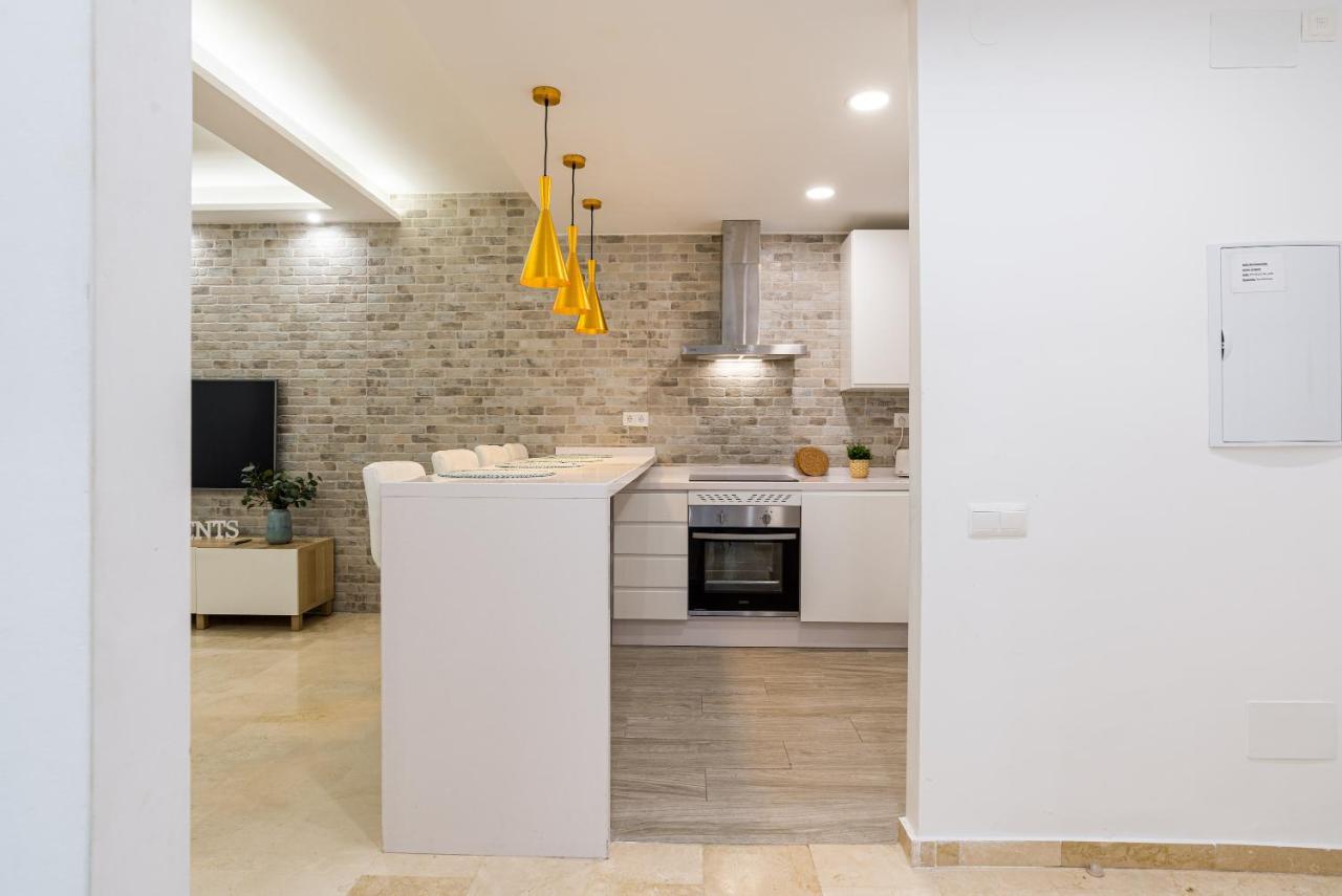 Agua II & Seasonal Pool By Ele Apartments Malaga Bagian luar foto